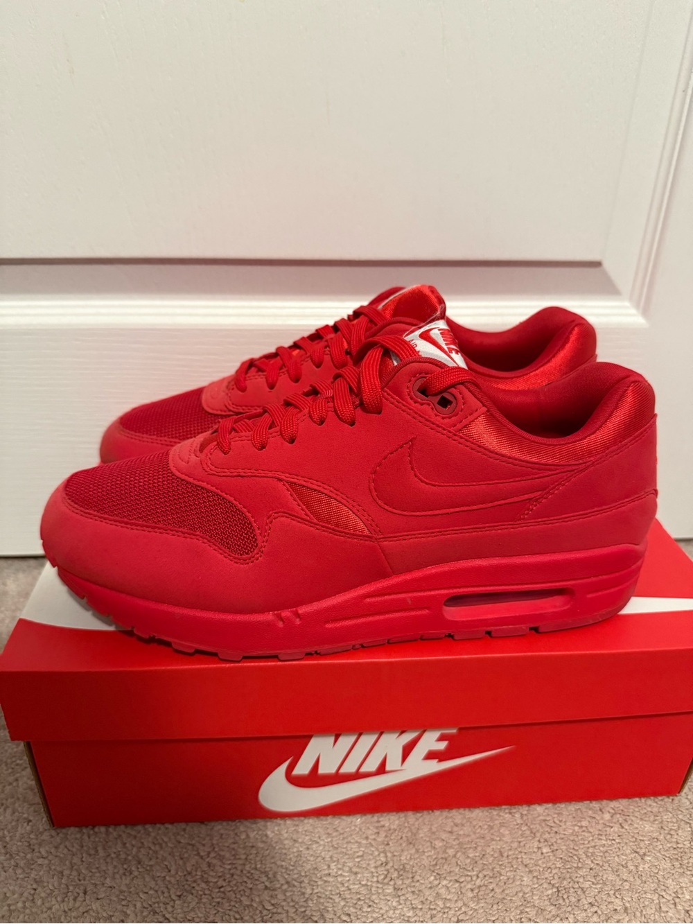 Nike Air Max 1 Tonal red